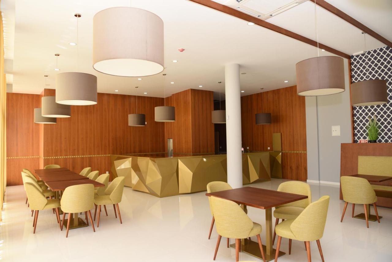 Hotel Педрас Салгадас Екстериор снимка