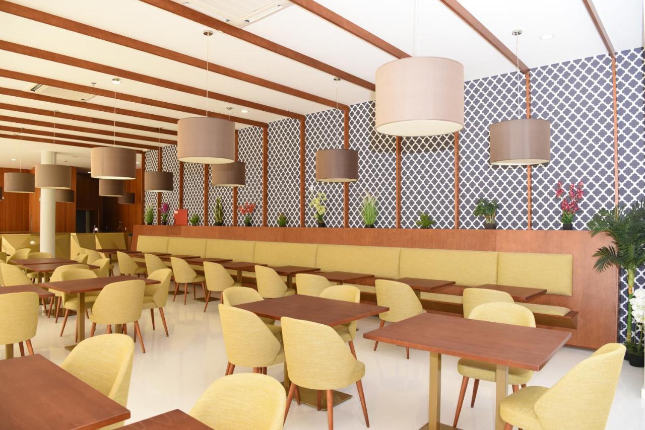 Hotel Педрас Салгадас Екстериор снимка