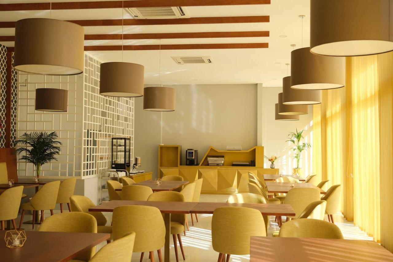 Hotel Педрас Салгадас Екстериор снимка