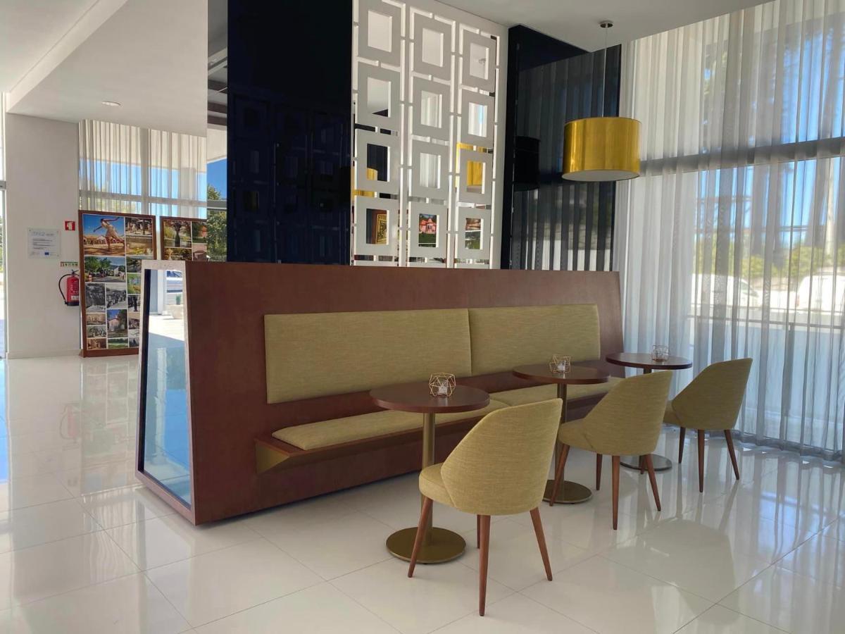 Hotel Педрас Салгадас Екстериор снимка