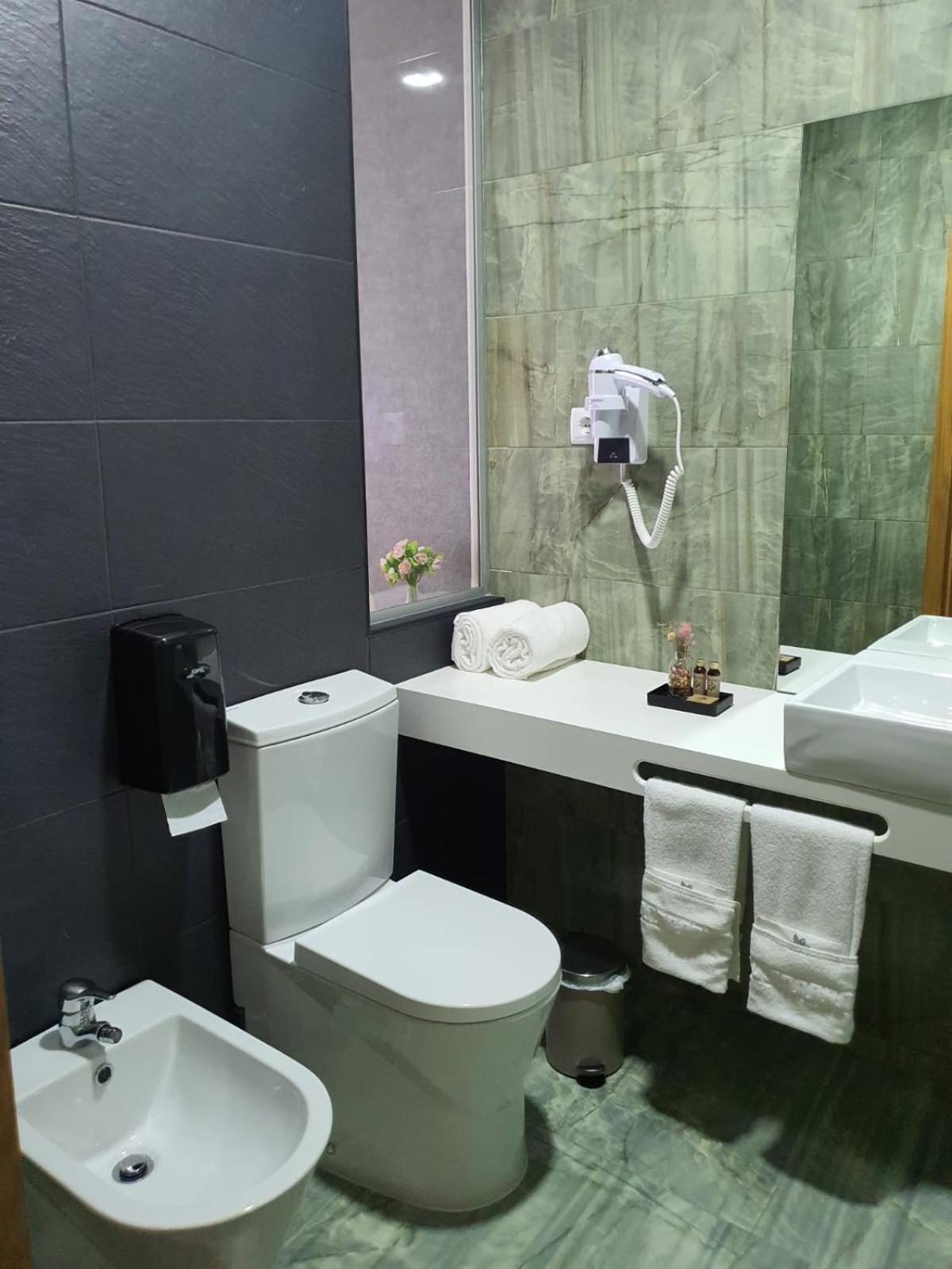 Hotel Педрас Салгадас Екстериор снимка