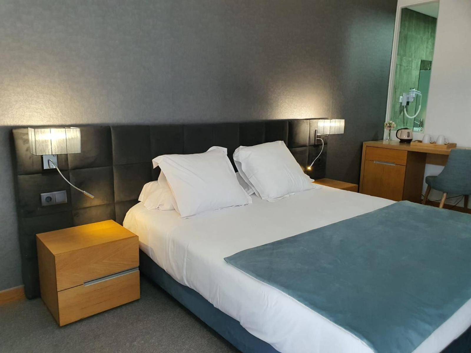 Hotel Педрас Салгадас Екстериор снимка
